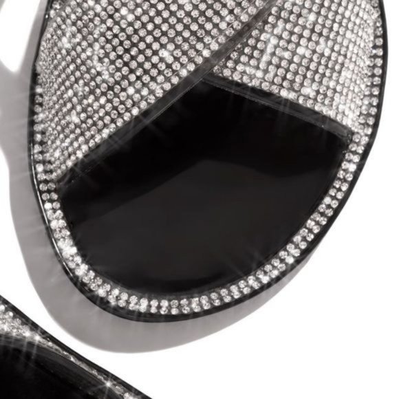 NEW Embellished Criss Cross Jelly Slides in Black - Picture 3 of 6
